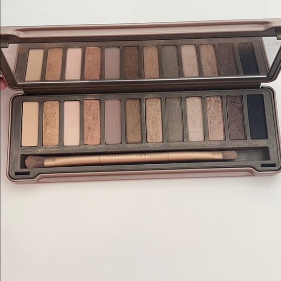 Eyeshadow bundle - Picture 2 of 5